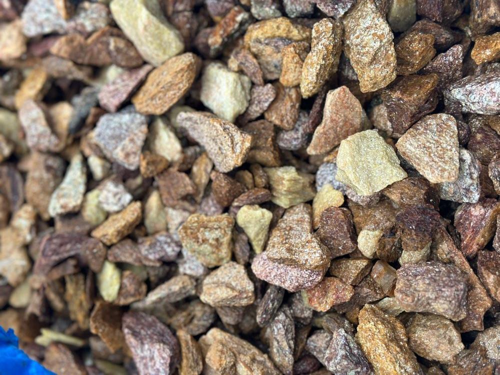 Златолит персиковый декоративная каменная крошка купить в Ступино