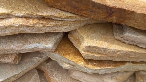 Плитняк златолит жёлтый золотистый для фасада 1,5-3см купить в Ступино