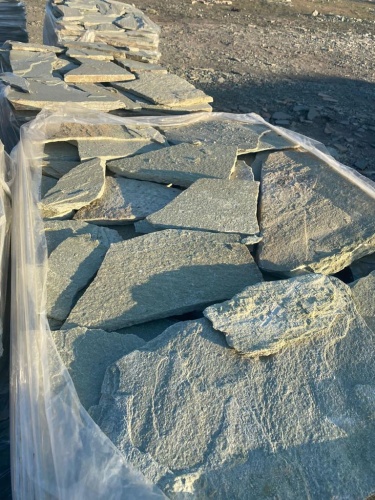 Плитняк златолит зелёный для цоколя, отмостки купить в Ступино