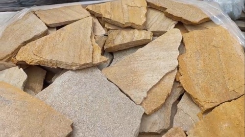 Плитняк златолит жёлтый для цоколя купить в Ступино