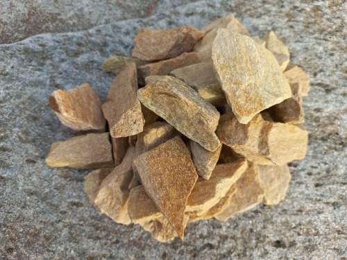 Златолит жёлтый декоративная каменная крошка купить в Ступино