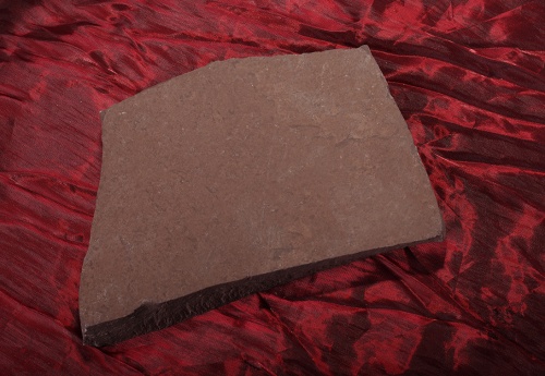 Плитняк лемезит бордовый для цоколя 1,5-2 см купить в Ступино