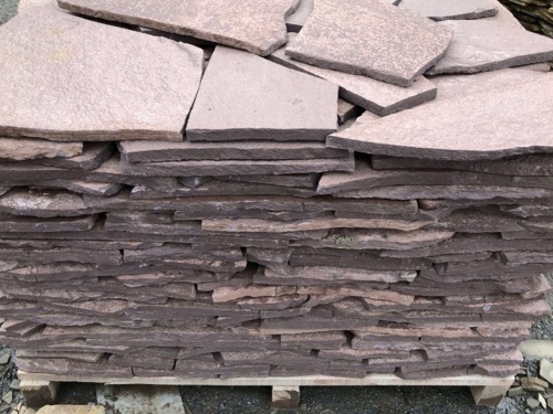 Плитняк лемезит бордовый для облицовки цоколя 20-25 мм  купить в Ступино