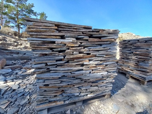 Плитняк златолит серебристый для фасада купить в Ступино