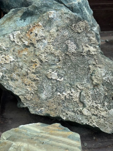 Ландшафтные глыбы зелёные 200-500 килограмм купить в Ступино