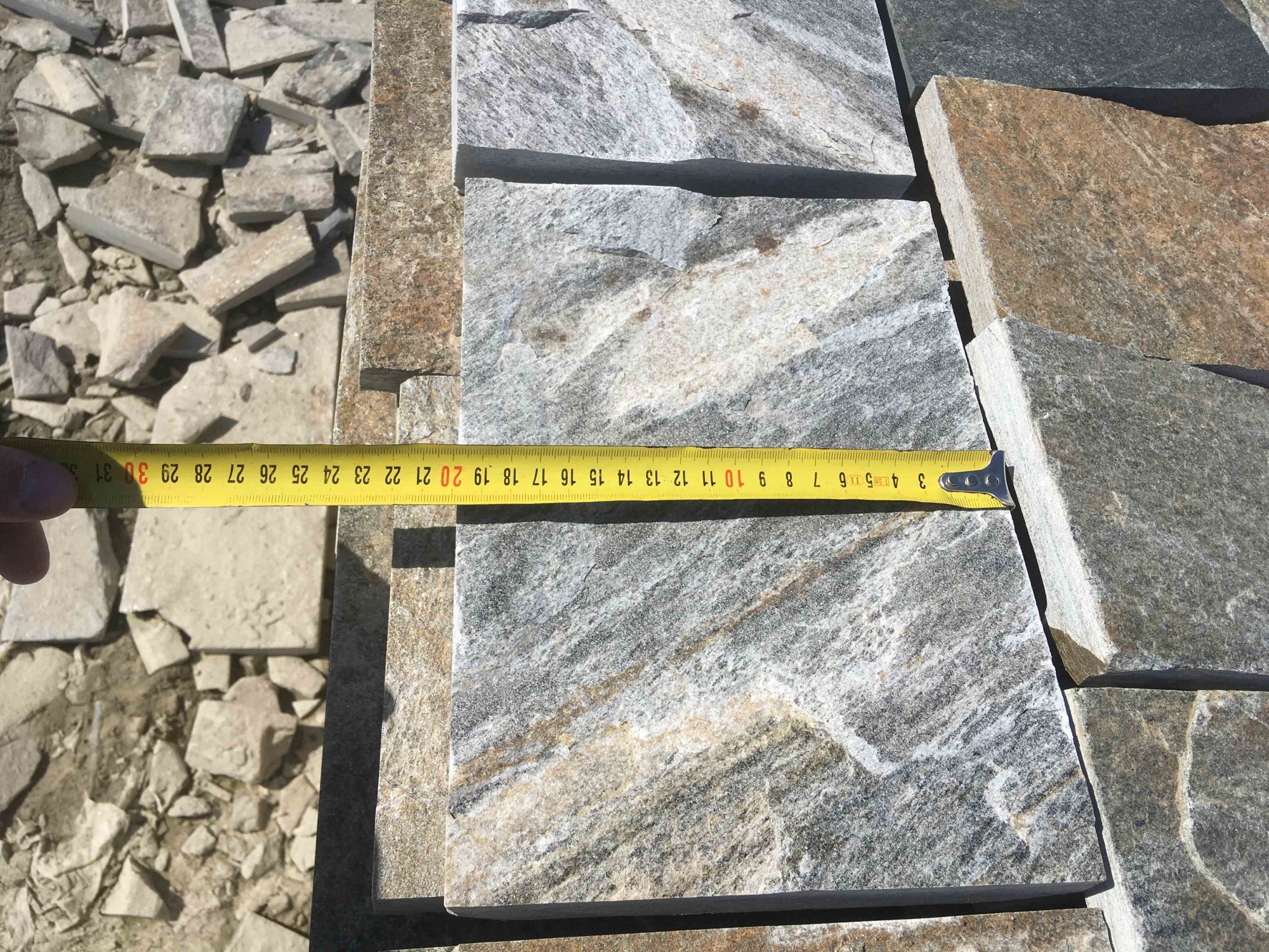 Плитка пилёная златолит Уральский для фасада купить в Ступино