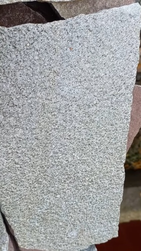 Плитняк златолит серебристый для цоколя, отмостки купить в Ступино