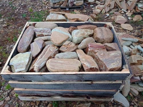 Златолит жёлтый, жёлто-зелёный глыбки и валуны для ланшафтного дизайна купить в Ступино